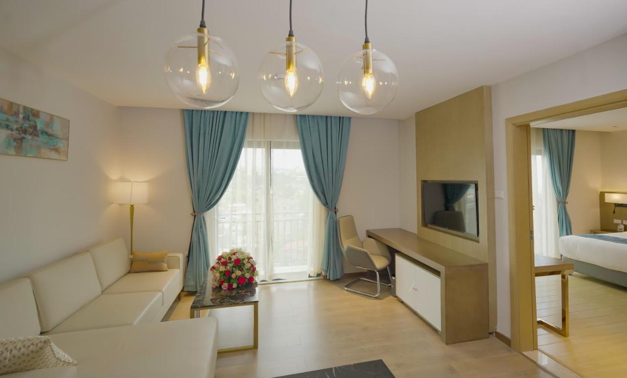 Stay Easy Plus Hotel Addis Abeba Zewnętrze zdjęcie