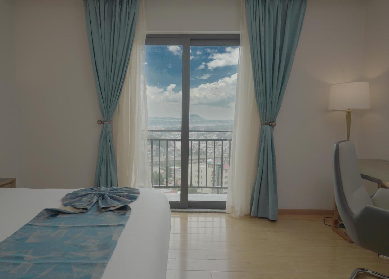 Stay Easy Plus Hotel Addis Abeba Zewnętrze zdjęcie